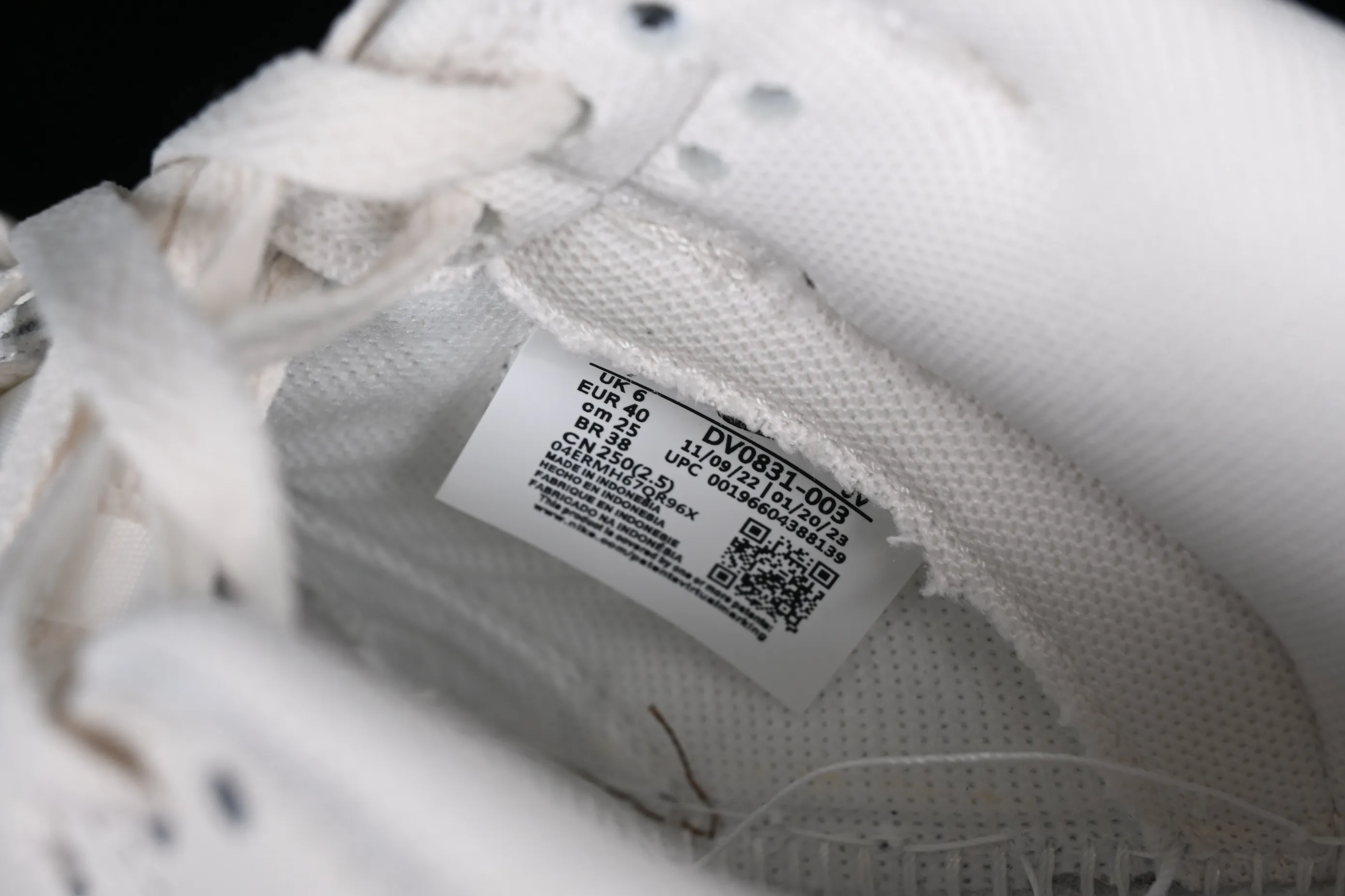 All categories Nk SB Dunk series Nk SB Dunk Low low-top sneakers Nk Dunk Low Retro "Sanddrift" white gold SB smashed backboard fashion casual sneakers DV0831-003